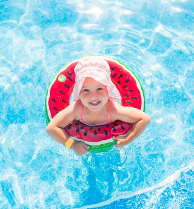 YOUNG SWIMMERS AT GREATEST HEALTH RISK IN CHLORINATED INDOOR POOLS